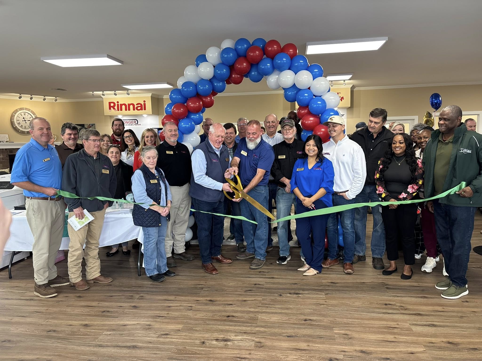 Conger LP Gas celebrates the grand opening with a ribbon cutting
