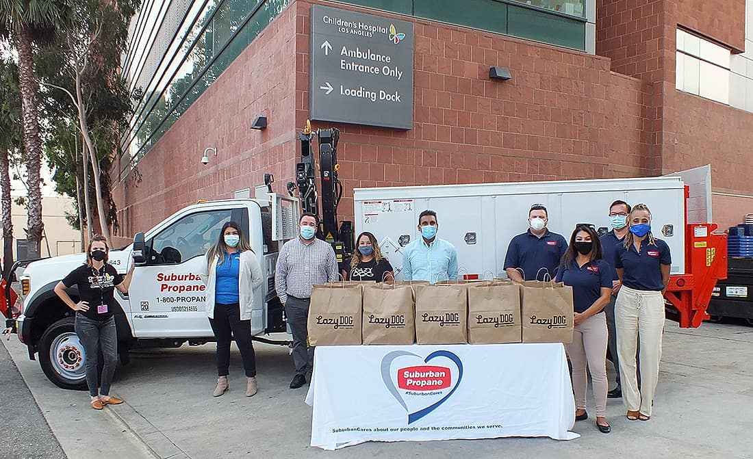 Suburban Propane Delivers Meals To LA Childrens Hospital essential works along with partners LA Chargers and LazyDog Food 