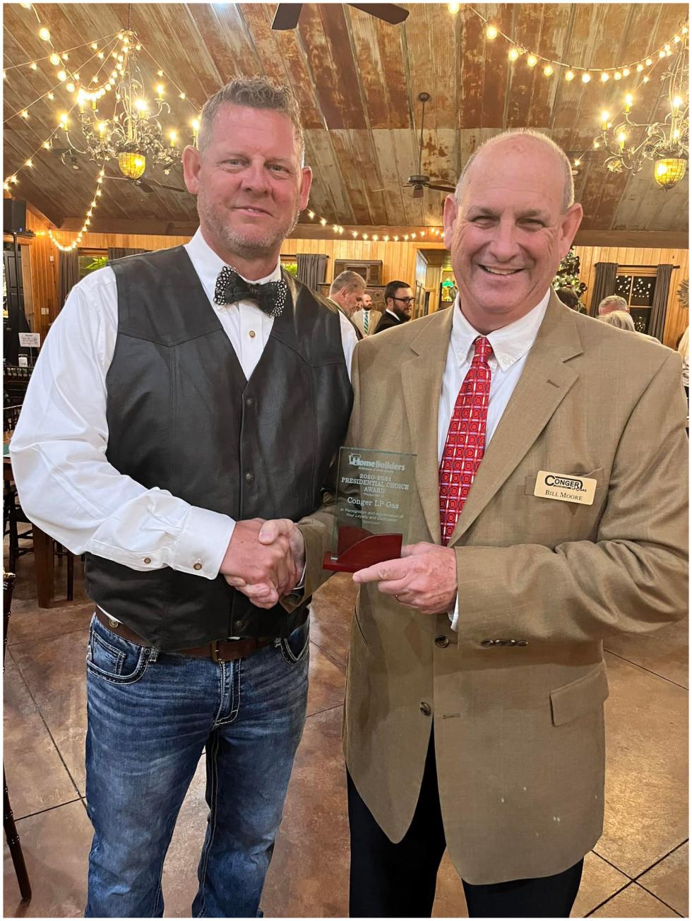 Conger LP Gas receives the Presidential Choice Award from The Home Builders Association of South Georgia.