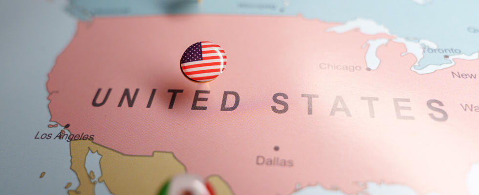 A map of the U.S. brings attention to modern tariff policies.