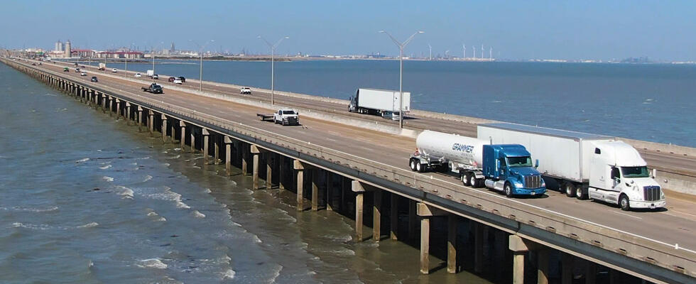 Grammer Logistics transports NGL liquids, showcasing NGL operations compliance.